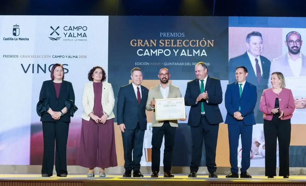 Entrega del Premio Gran Selección Campo y Alma 2026 a Bodega Santa Cruz de Alpera