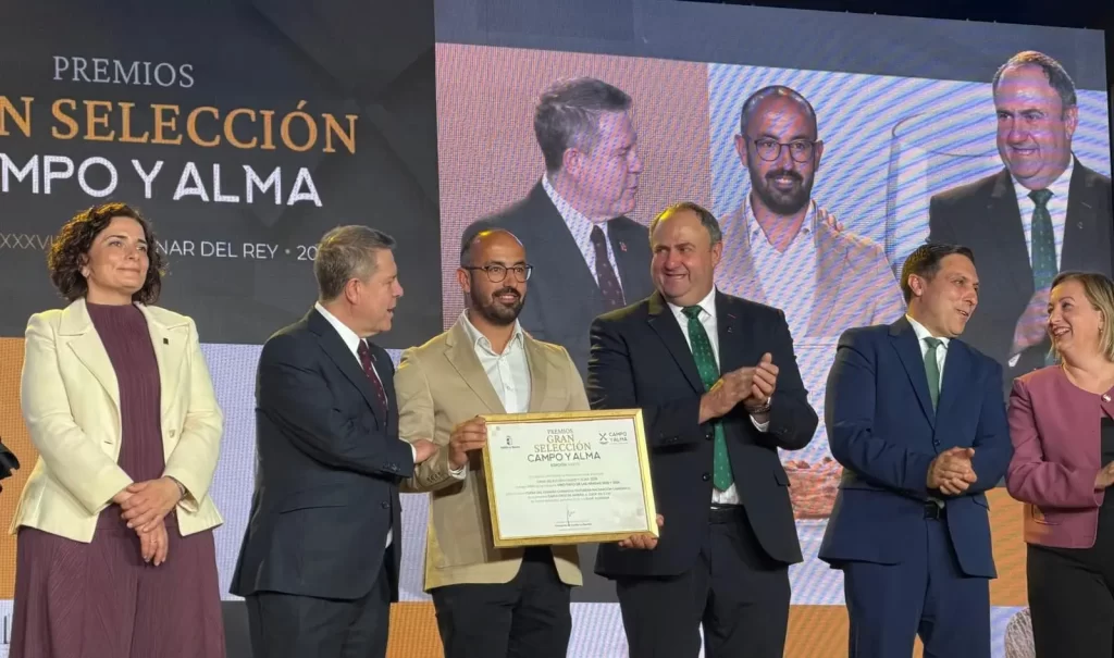 Cueva del Chamán Garnacha Tintorera MC Premio Gran Selección Campo y Alma 2026